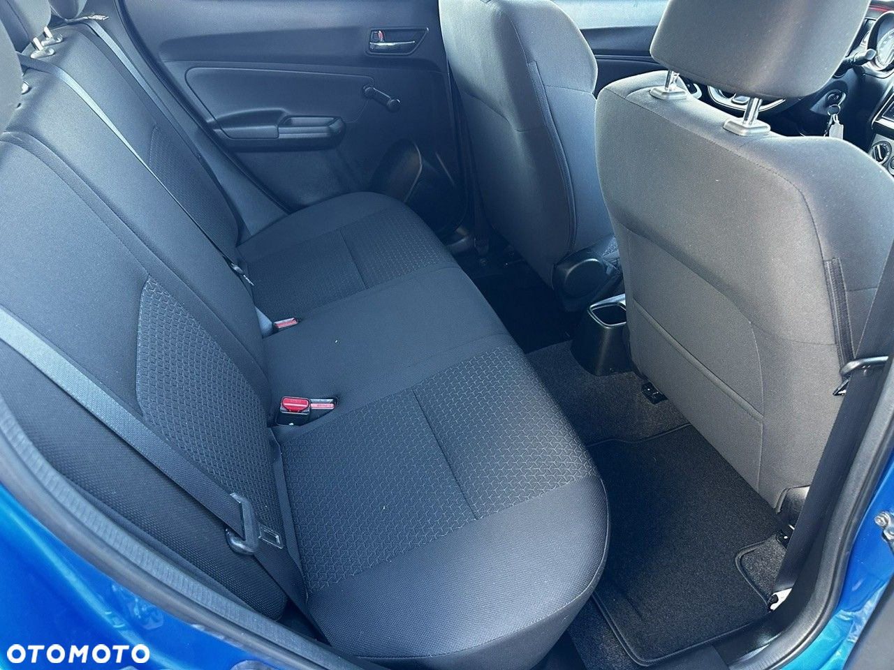Suzuki Swift 1.2 Premium Plus - 26