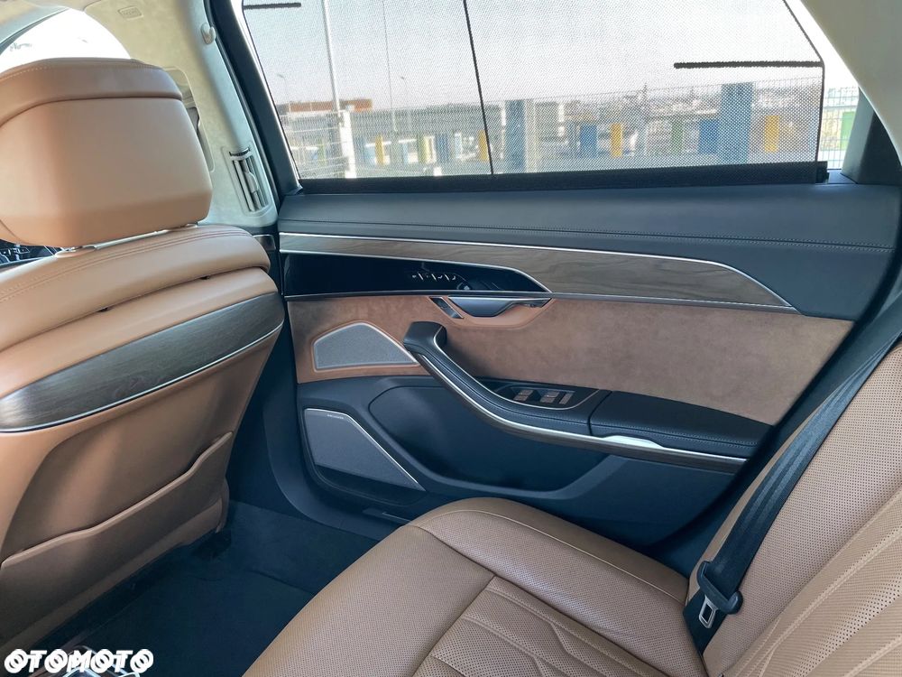 Audi A8 L 55 TFSI mHEV Quattro Tiptr - 24