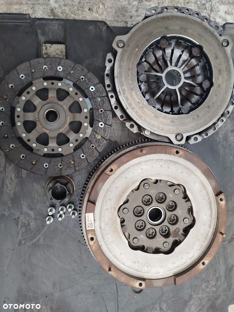 Mini Cooper S Kompletny Zestaw Sprzęgło + Śruby + Łożysko + Tarcza + Koło dwumasowe+Doscisk Luk BMW Idealny Stan Jak Nowe fly wheel dual mass - 2