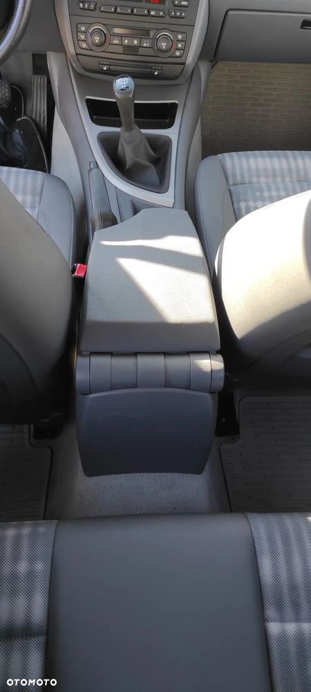 BMW Seria 1 118i - 9