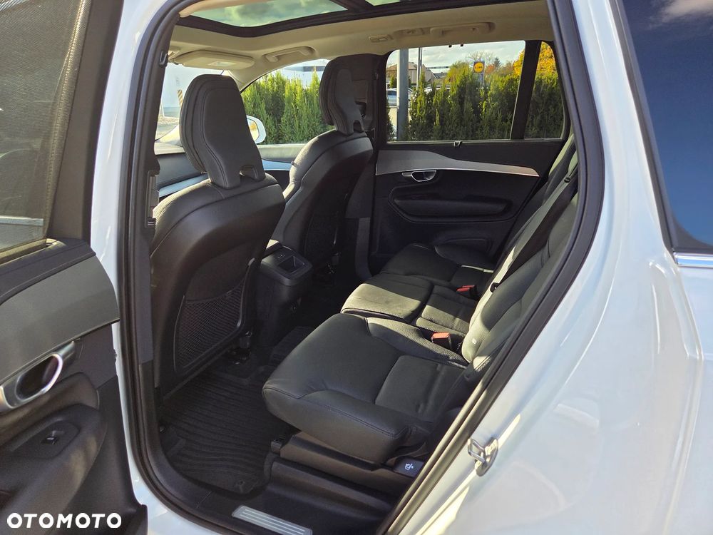 Volvo XC 90 B5 D AWD Plus Bright - 18