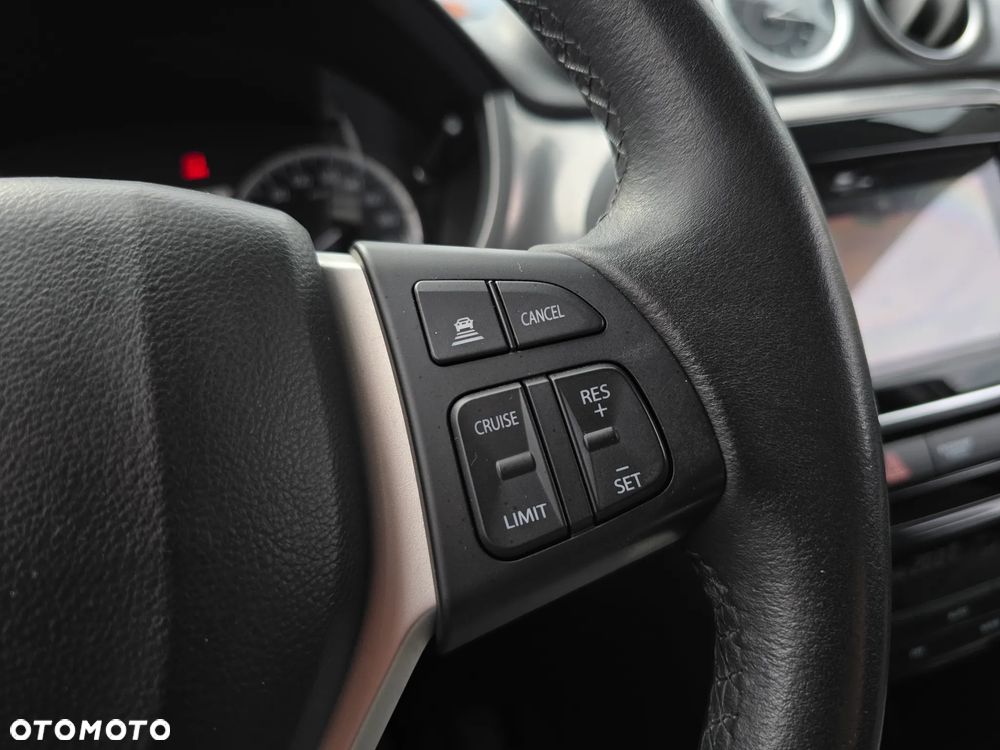 Suzuki Vitara 1.6 (4x4) Allgrip Comfort+ - 28