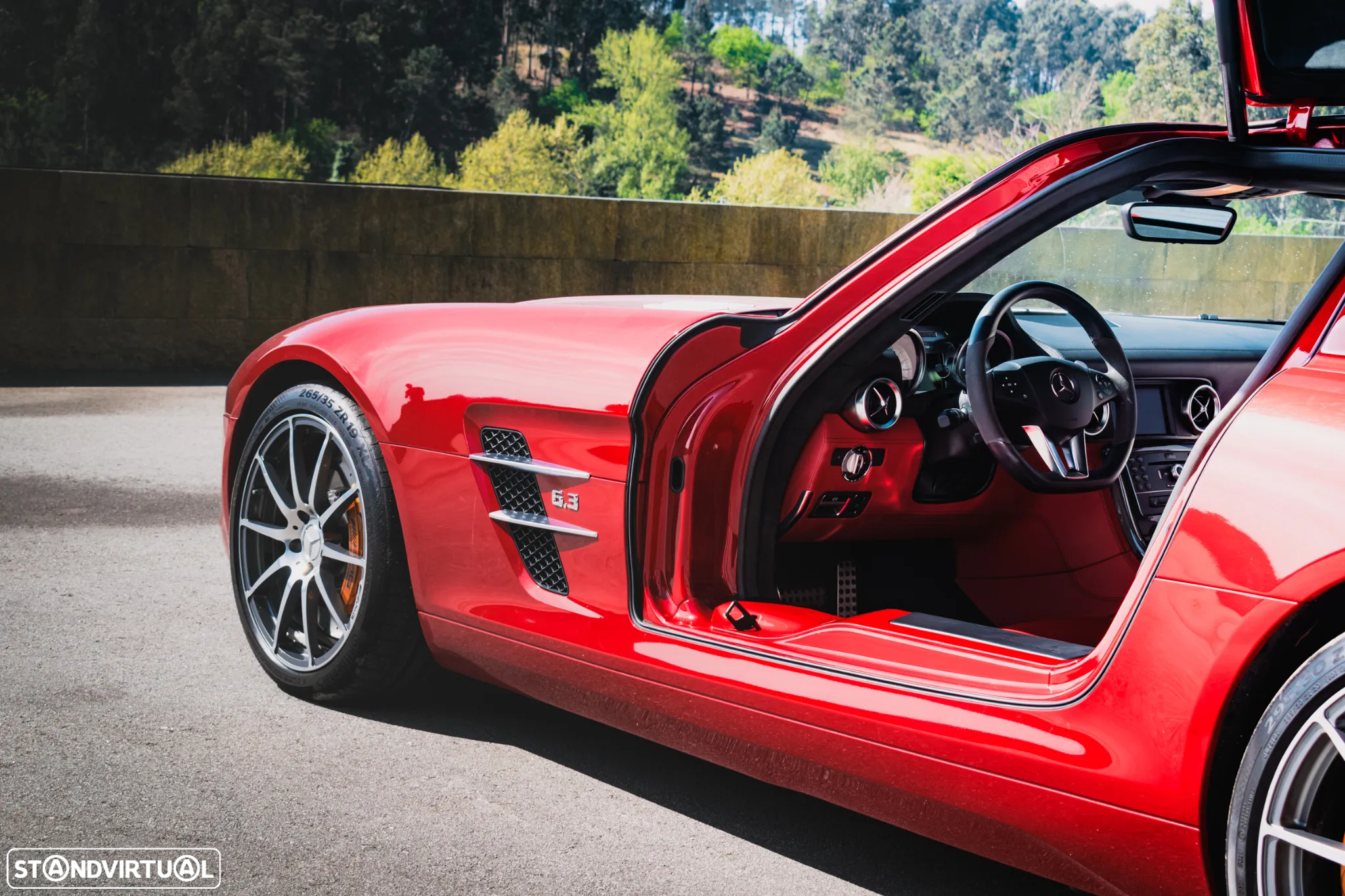 Mercedes-Benz SLS 63 AMG Coupe SpeedshiftFT DCT - 29