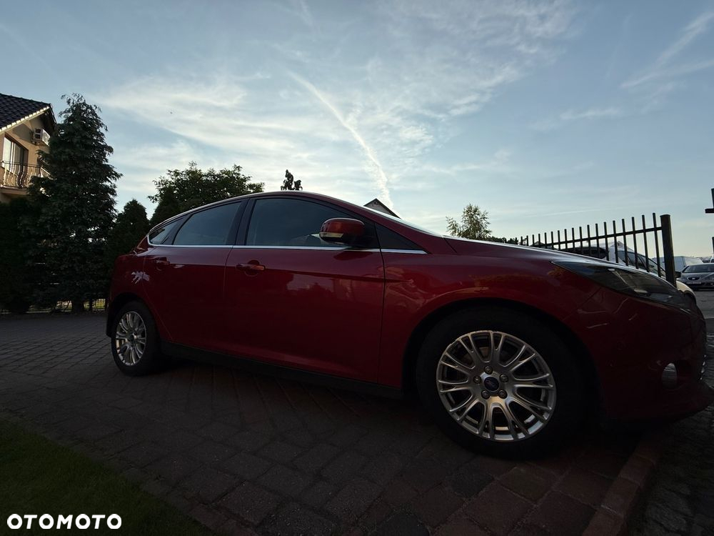 Ford Focus 1.6 TDCi DPF Titanium - 6