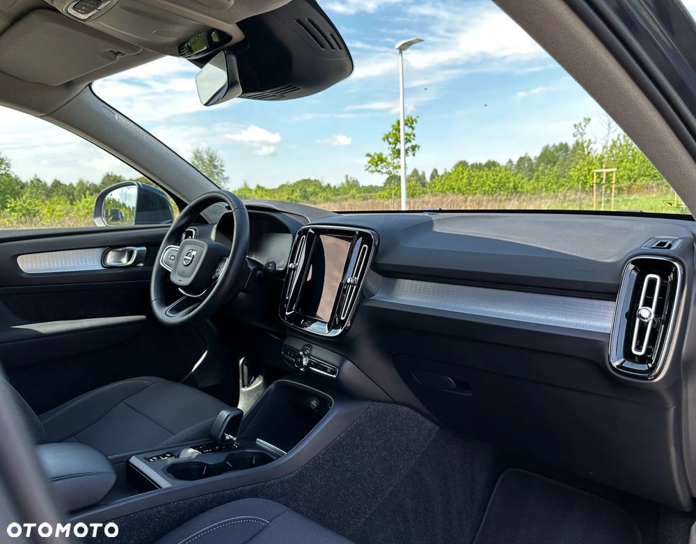 Volvo XC 40 - 28