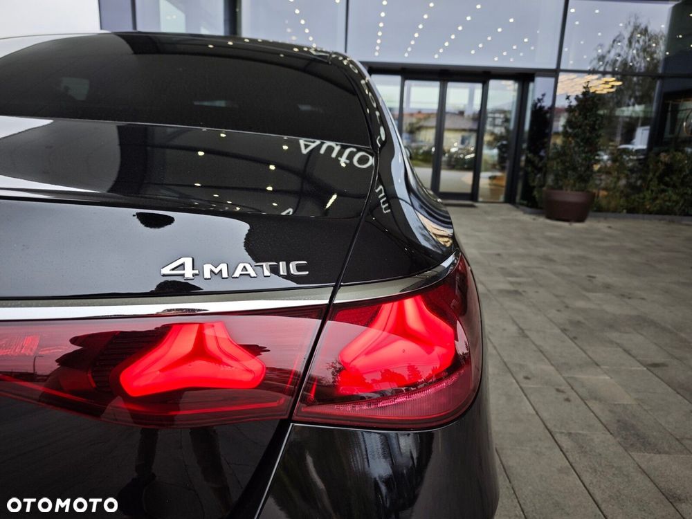 Mercedes-Benz Klasa E 220 d mHEV 4-Matic AMG 9G-Tronic - 34