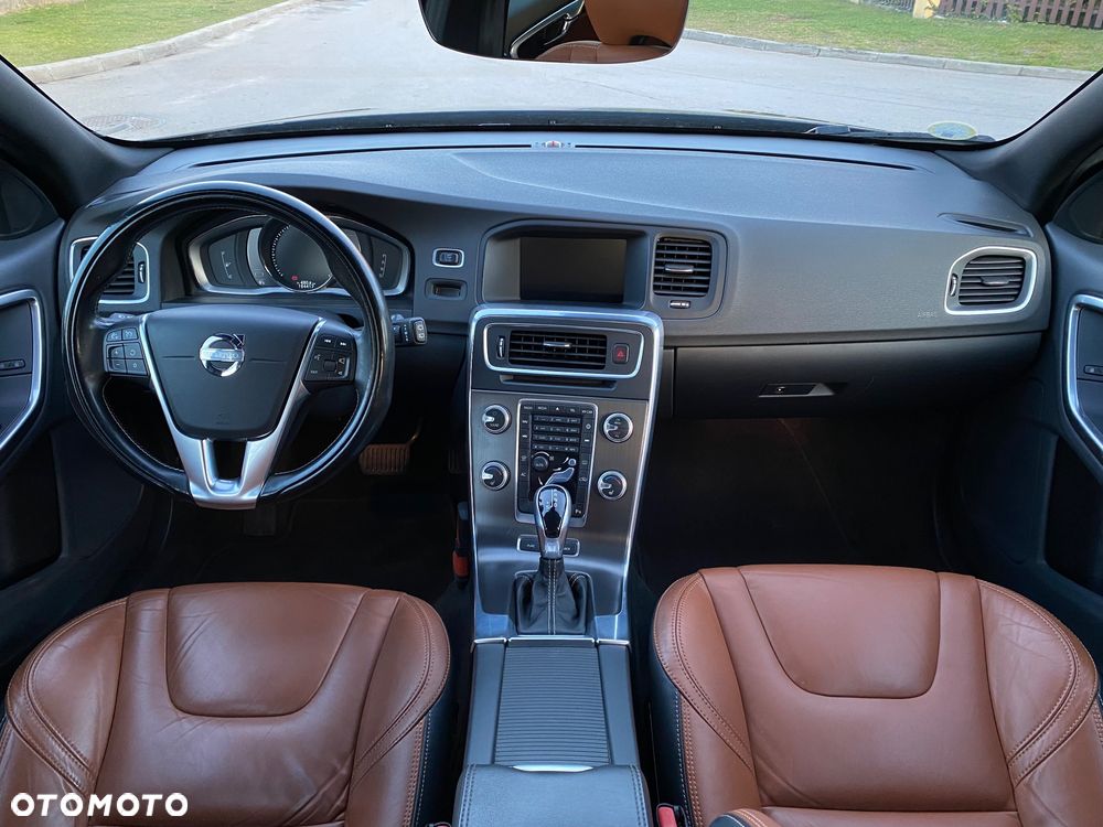 Volvo V60 - 13
