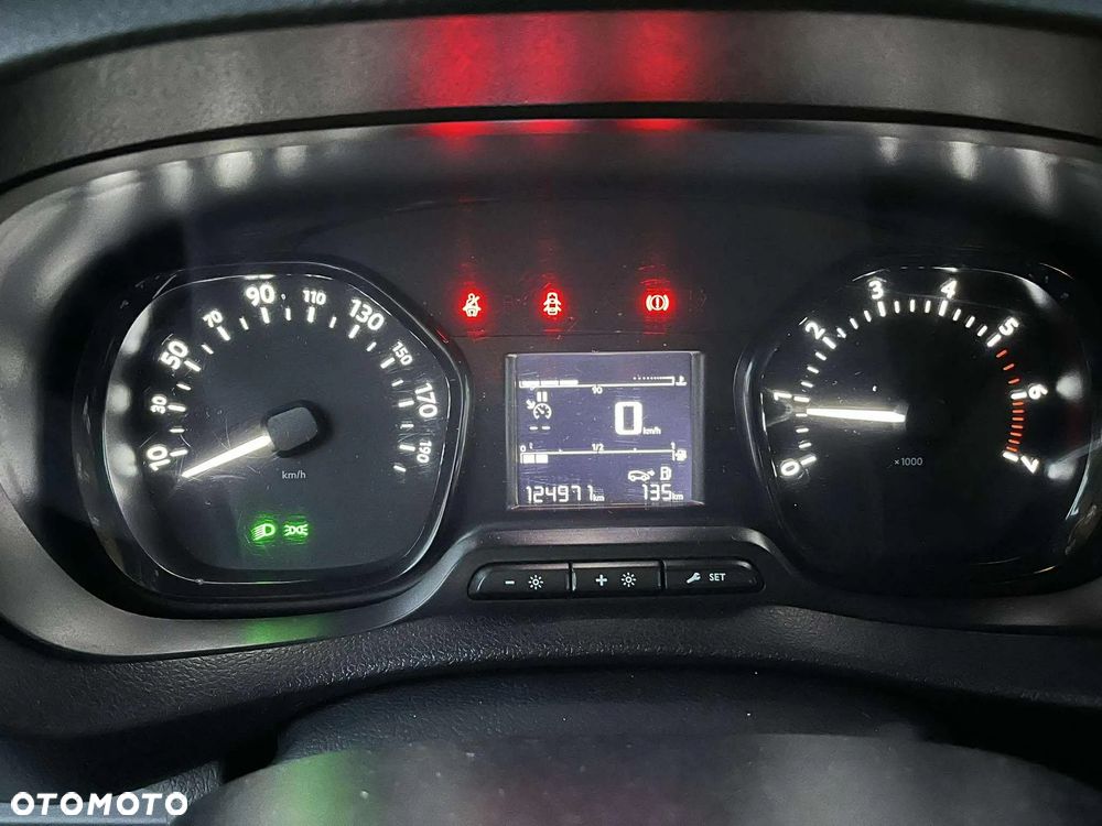 Toyota ProAce - 12