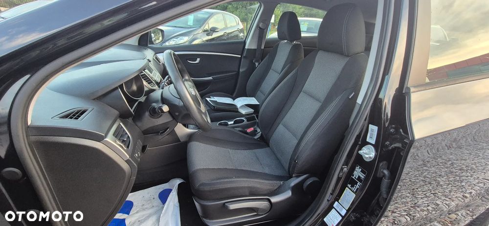 Hyundai i30 1.4 Classic - 23