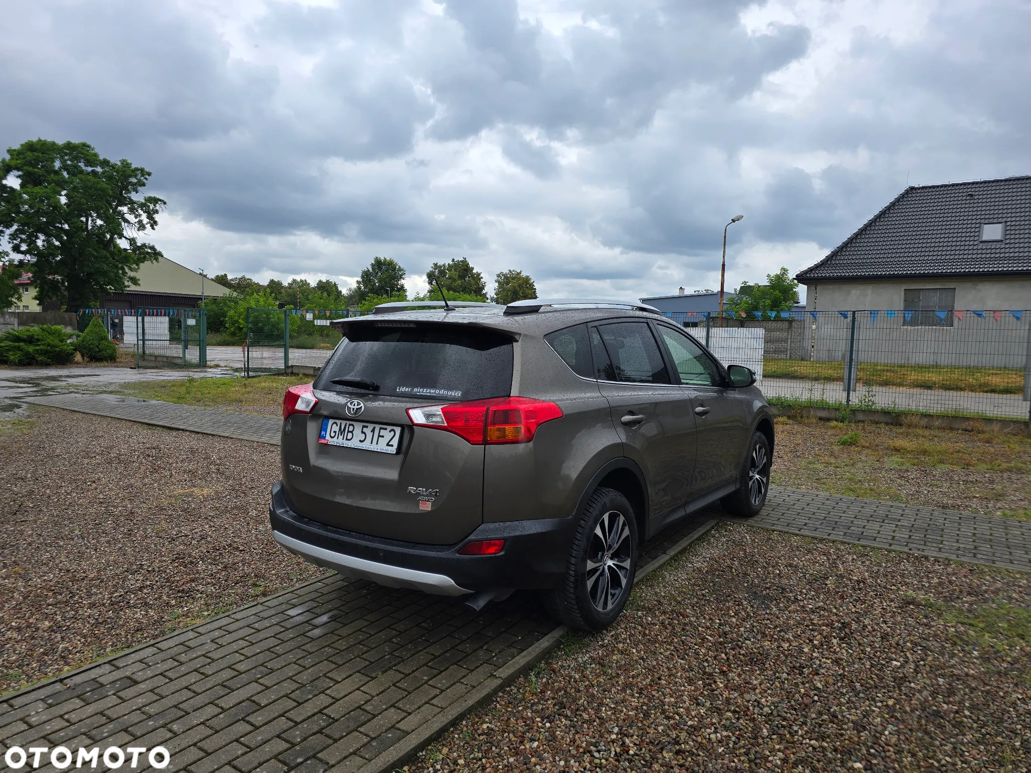 Toyota RAV4 2.0 D-4D Premium - 6