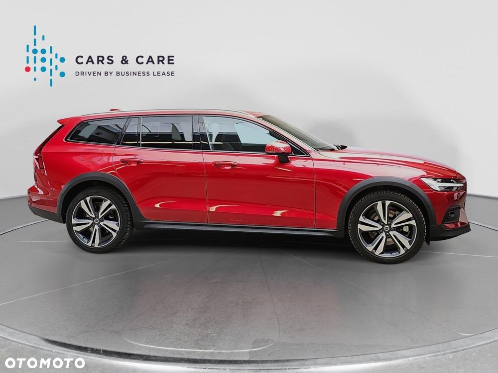 Volvo V60 Cross Country Plus B5 B AWD - 21