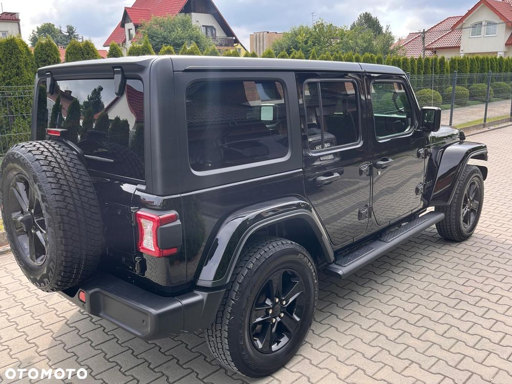 Jeep Wrangler - 10
