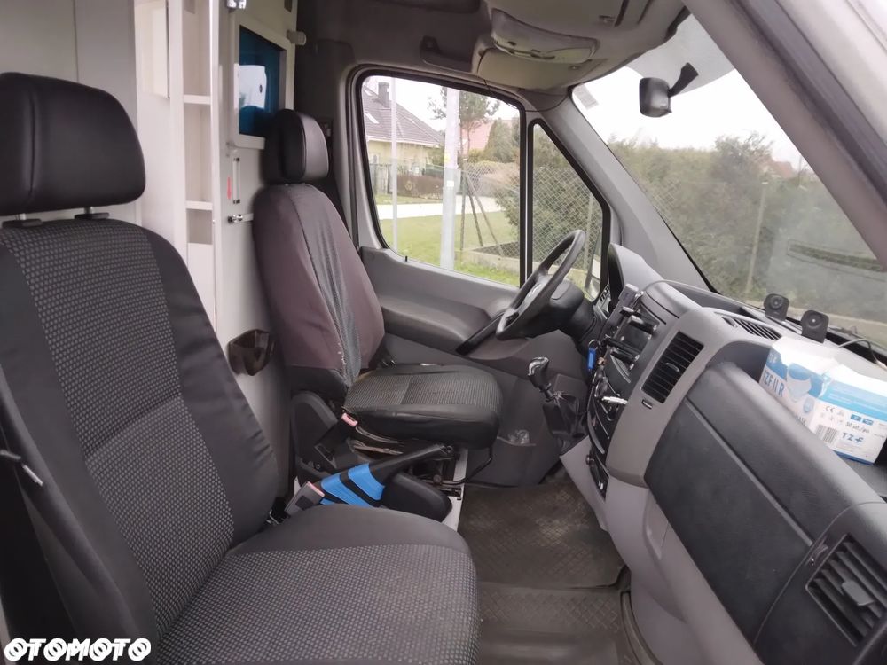 Mercedes-Benz Sprinter - 18