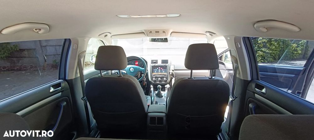 Volkswagen Golf 2.0 TDI Comfortline DPF - 11