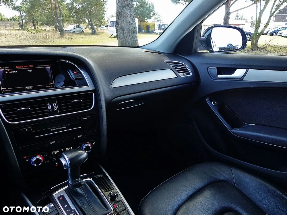 Audi A4 Avant 2.0 TDI DPF clean diesel multitronic S line Sportpaket - 34
