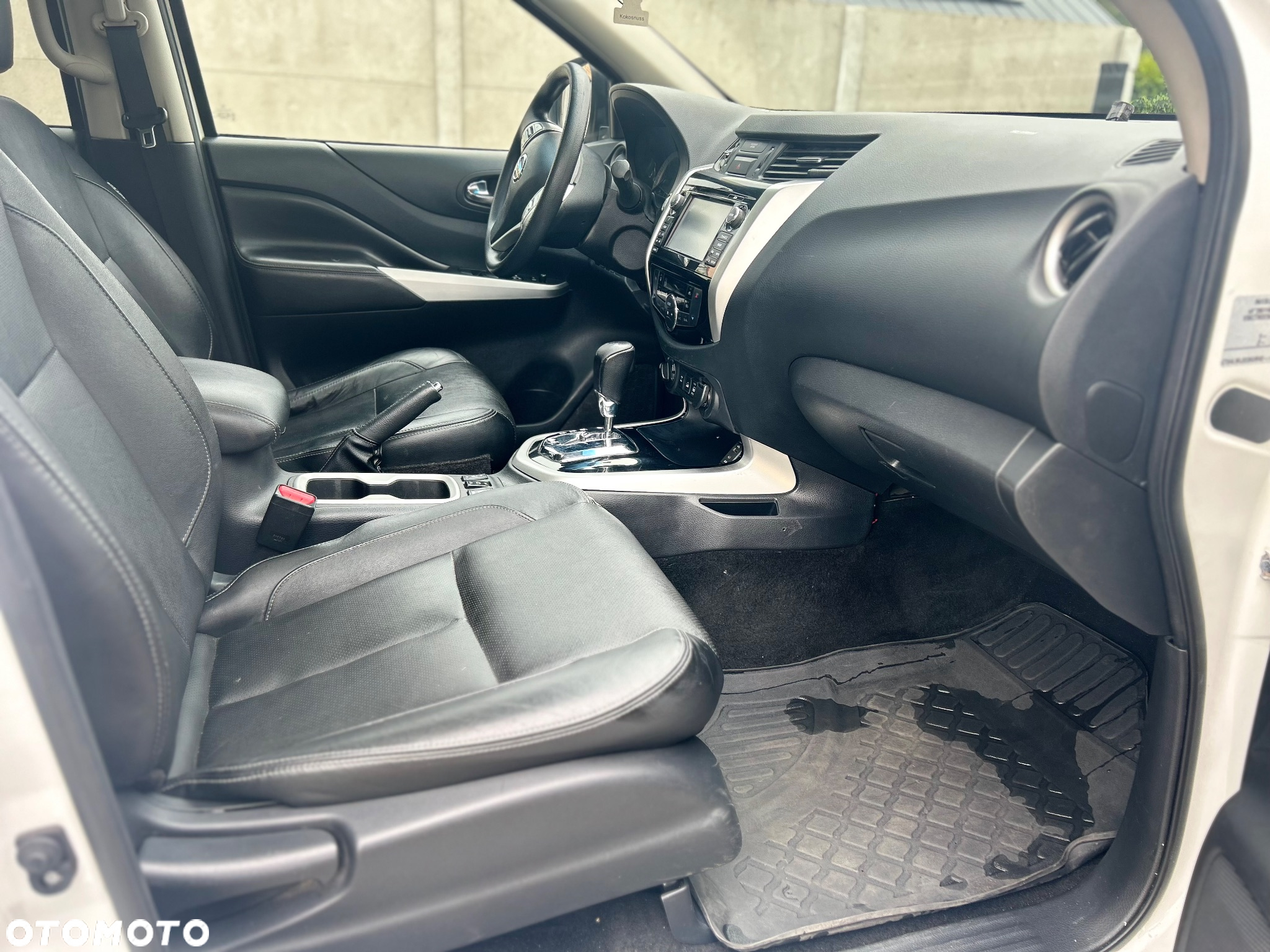 Nissan Navara DC 4x4 Autm EU6 Tekna - 19