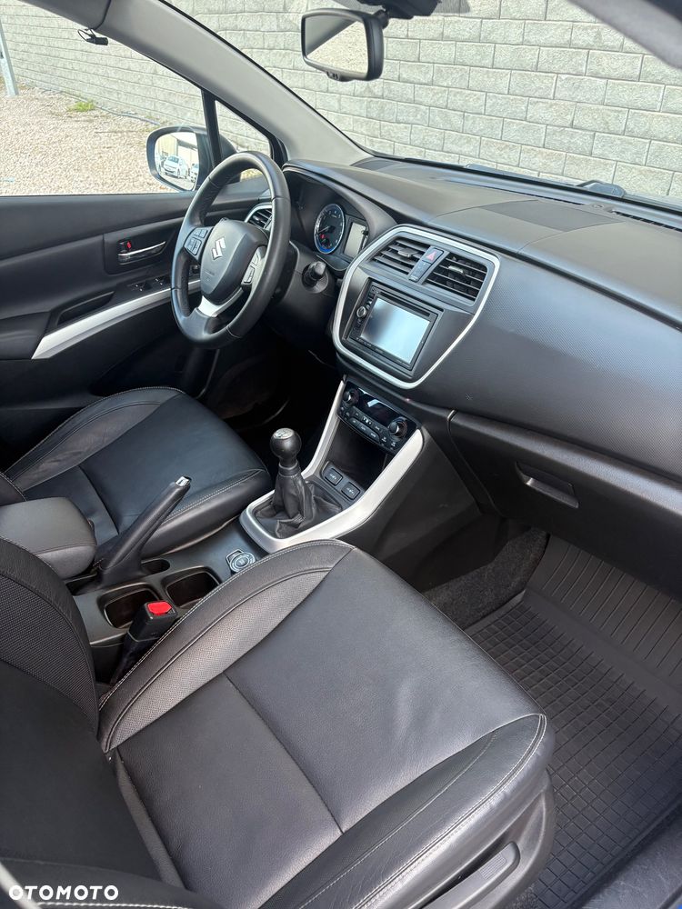 Suzuki SX4 S-Cross 1.6 Comfort - 15