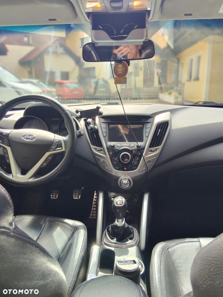 Hyundai Veloster 1.6 GDI Premium - 7