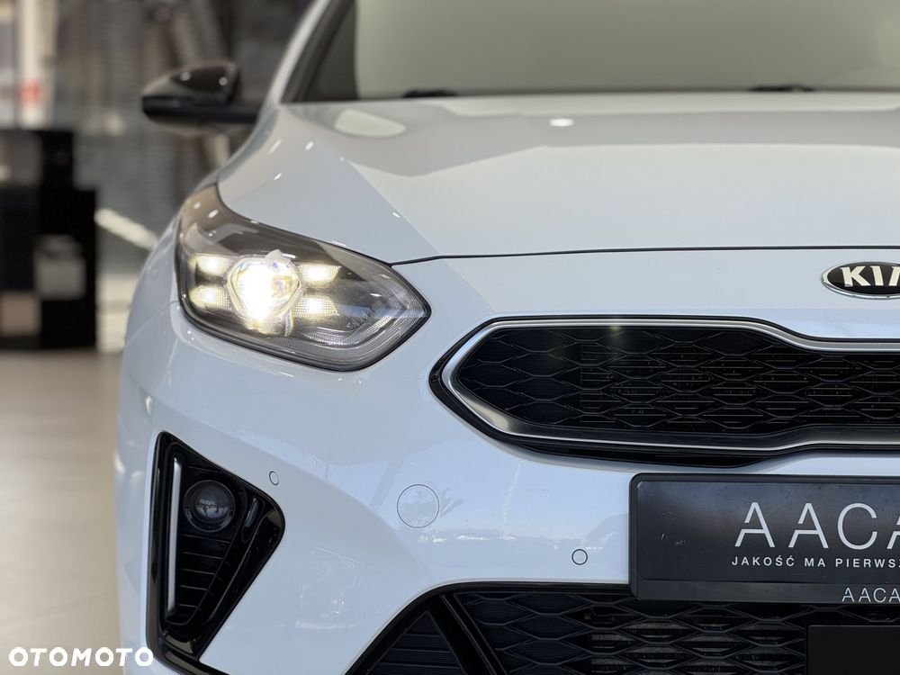 Kia ProCeed - 40