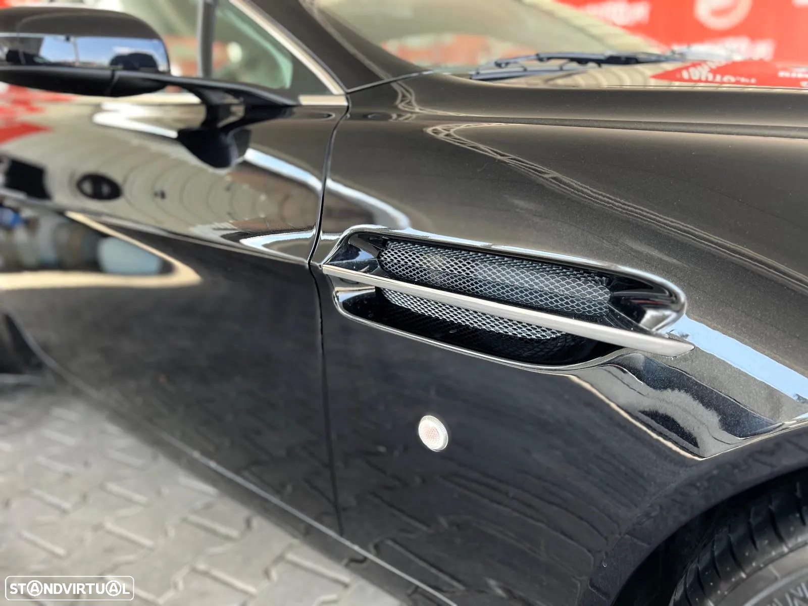 Aston Martin Vantage Coupe V8 - 20