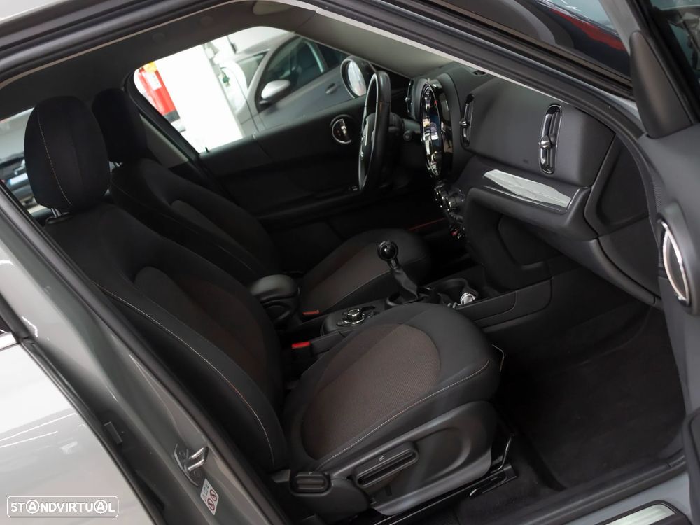 MINI Countryman One D - 13