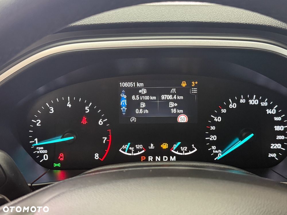 Ford Focus 1.0 EcoBoost Hybrid TITANIUM - 22