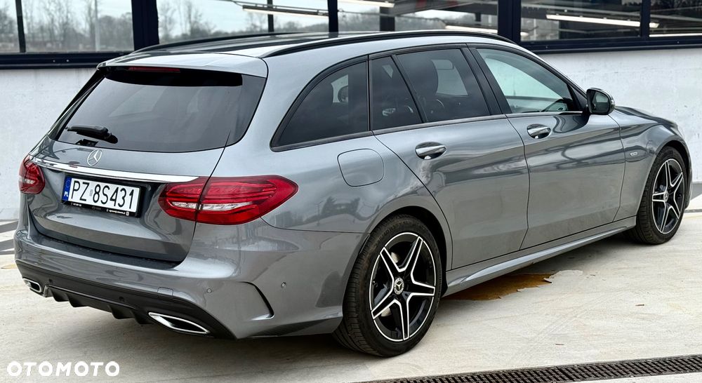 Mercedes-Benz Klasa C 220 d 4Matic 9G-TRONIC Edition AMG Line - 11