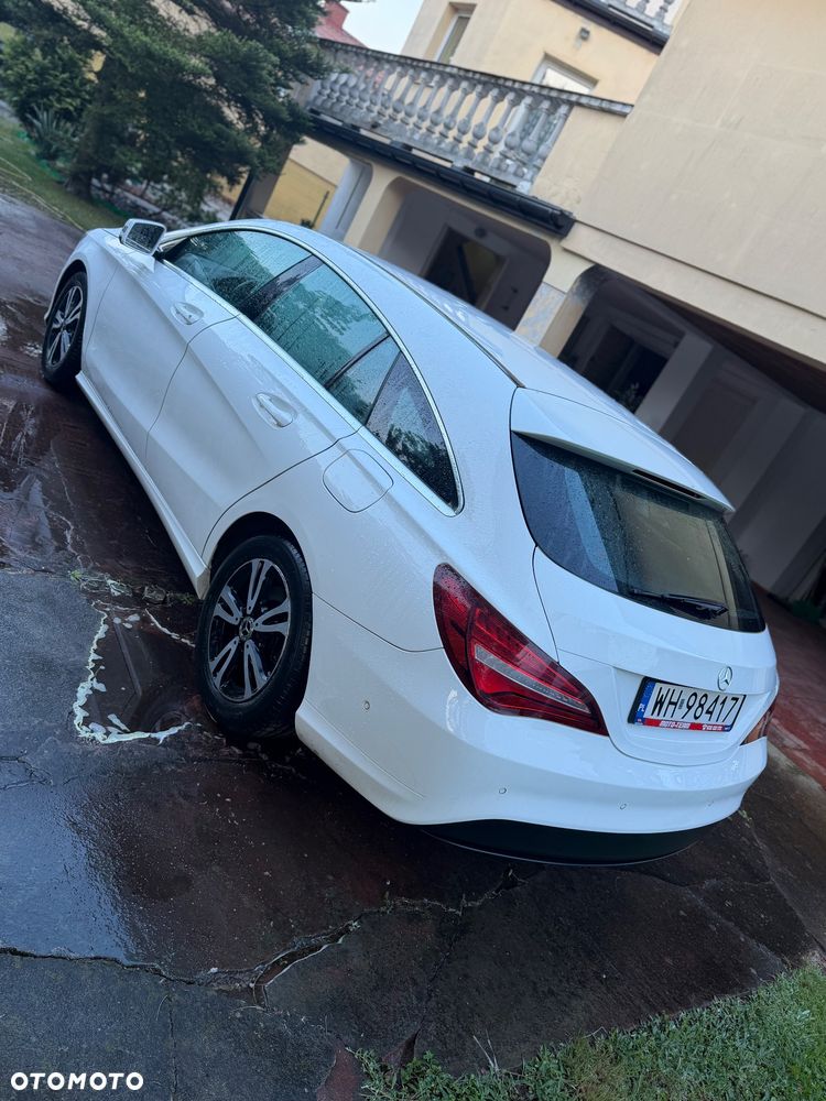 Mercedes-Benz CLA 180 UrbanStyle Edition - 18