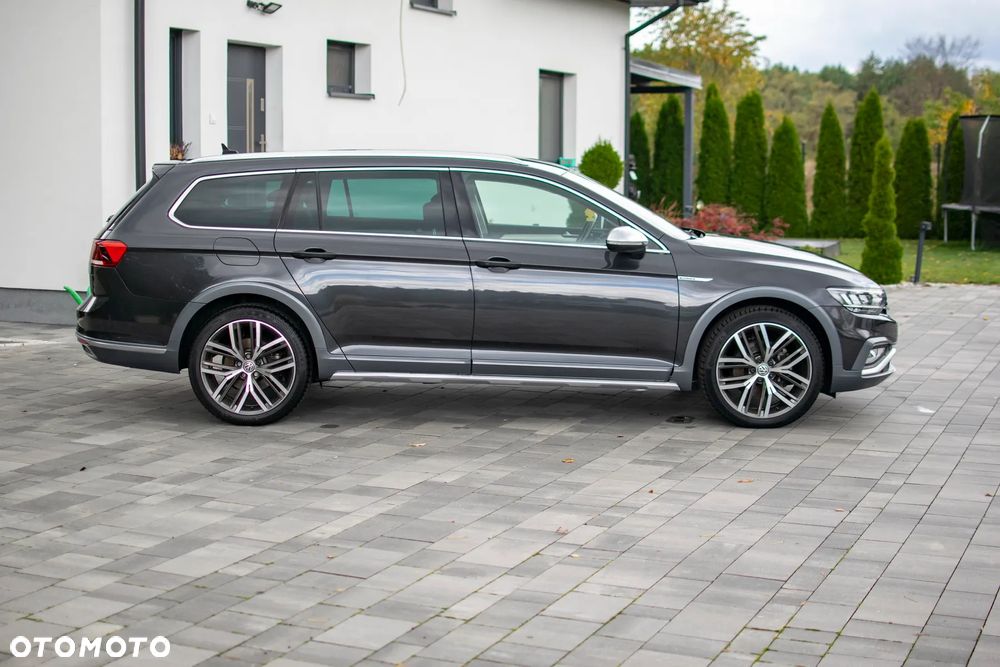 Volkswagen Passat Alltrack - 14