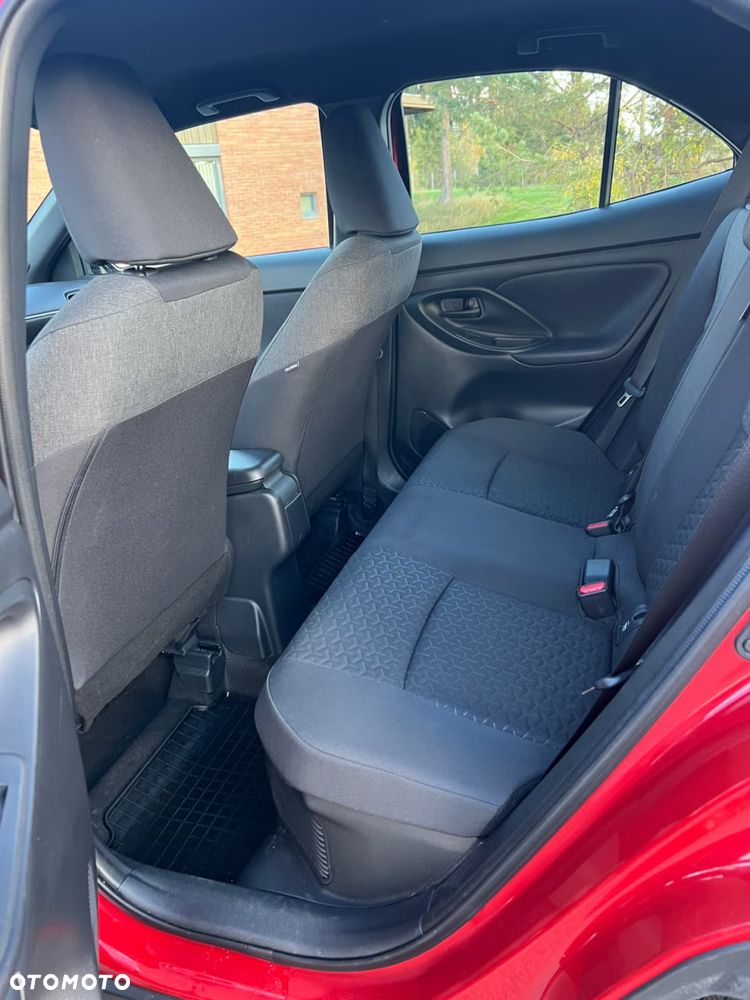 Toyota Yaris Cross Hybrid 1.5 Active - 19