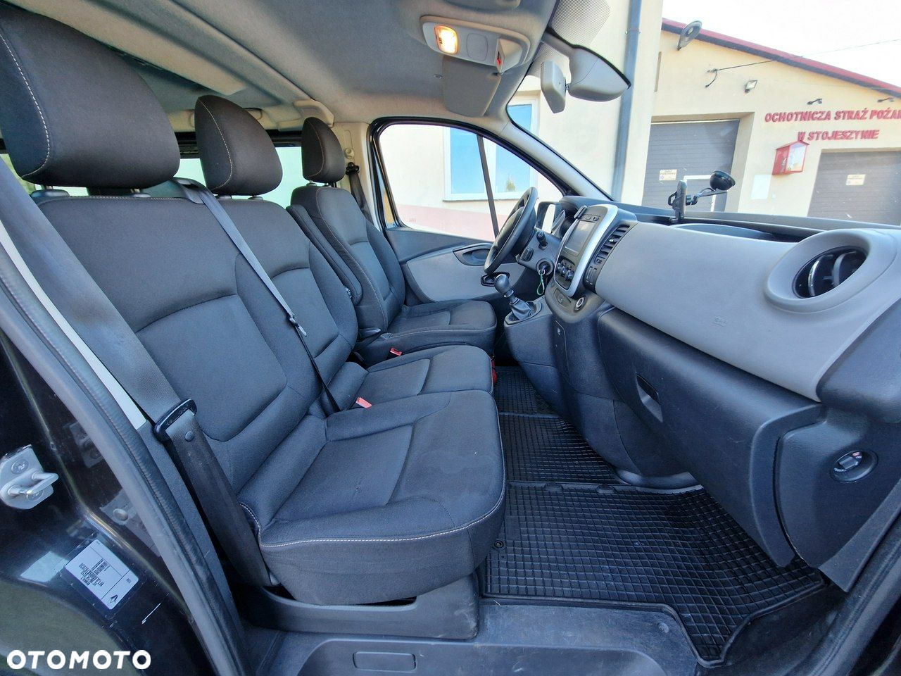Renault Trafic - 9
