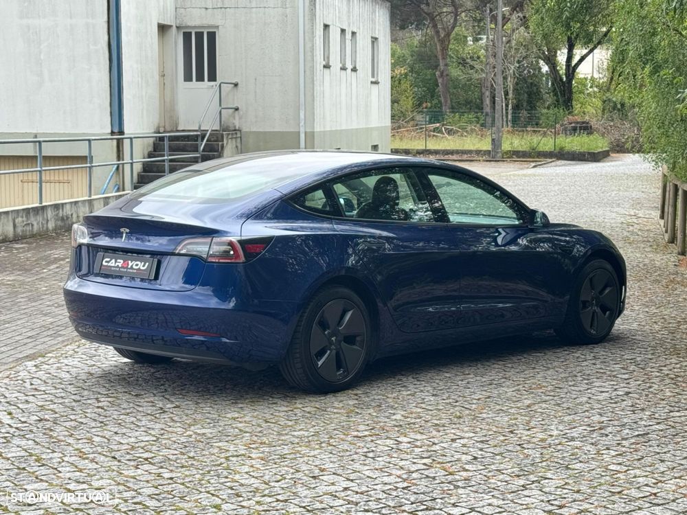 Tesla Model 3 - 12