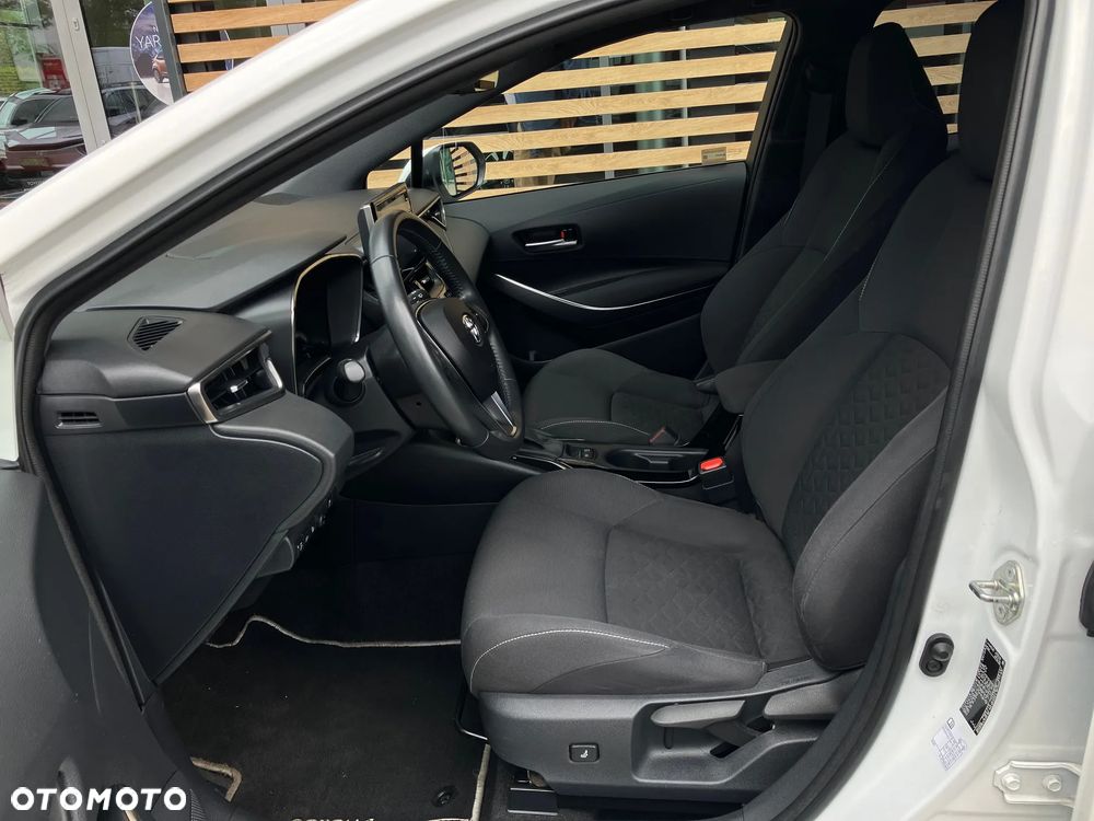 Toyota Corolla 1.8 Hybrid Comfort - 34