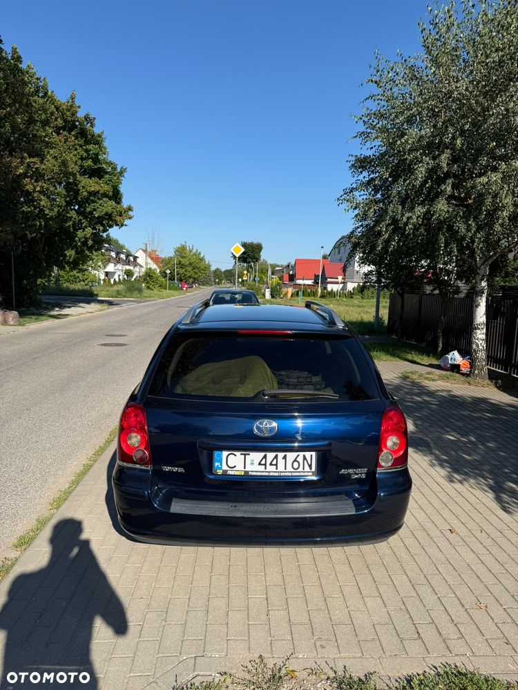 Toyota Avensis 2.2 D-CAT Sol plus NAVI - 3