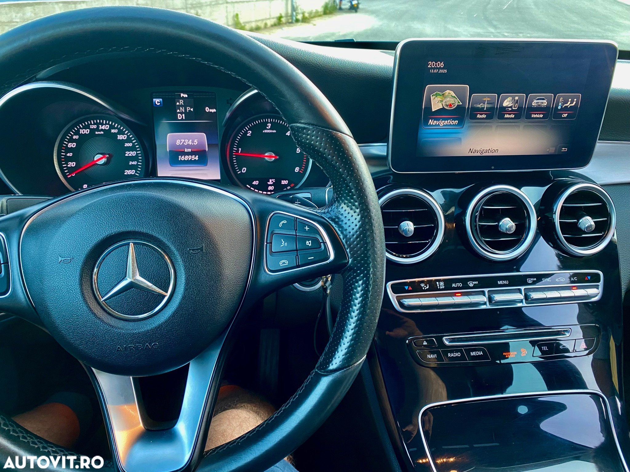 Mercedes-Benz C - 24