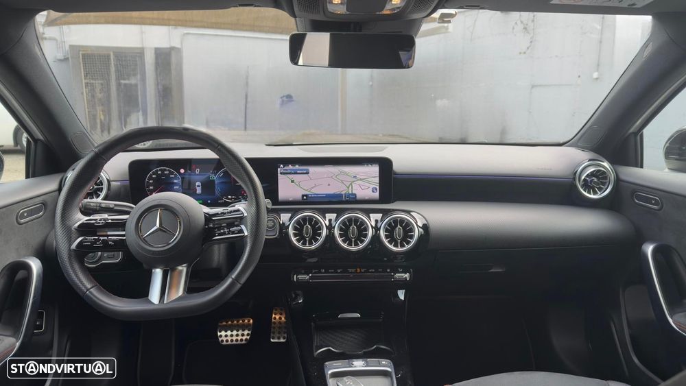 Mercedes-Benz A 250 e - 1