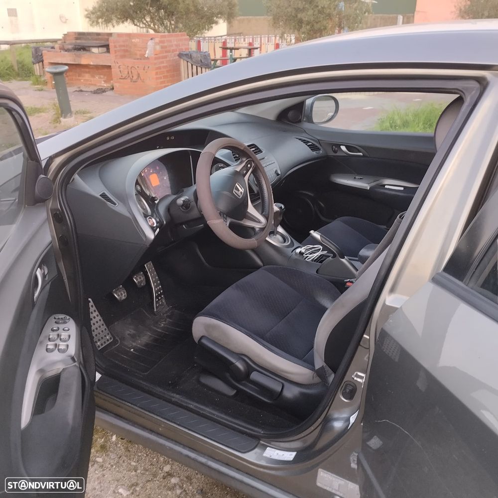 Honda Civic 1.4 Comfort - 15