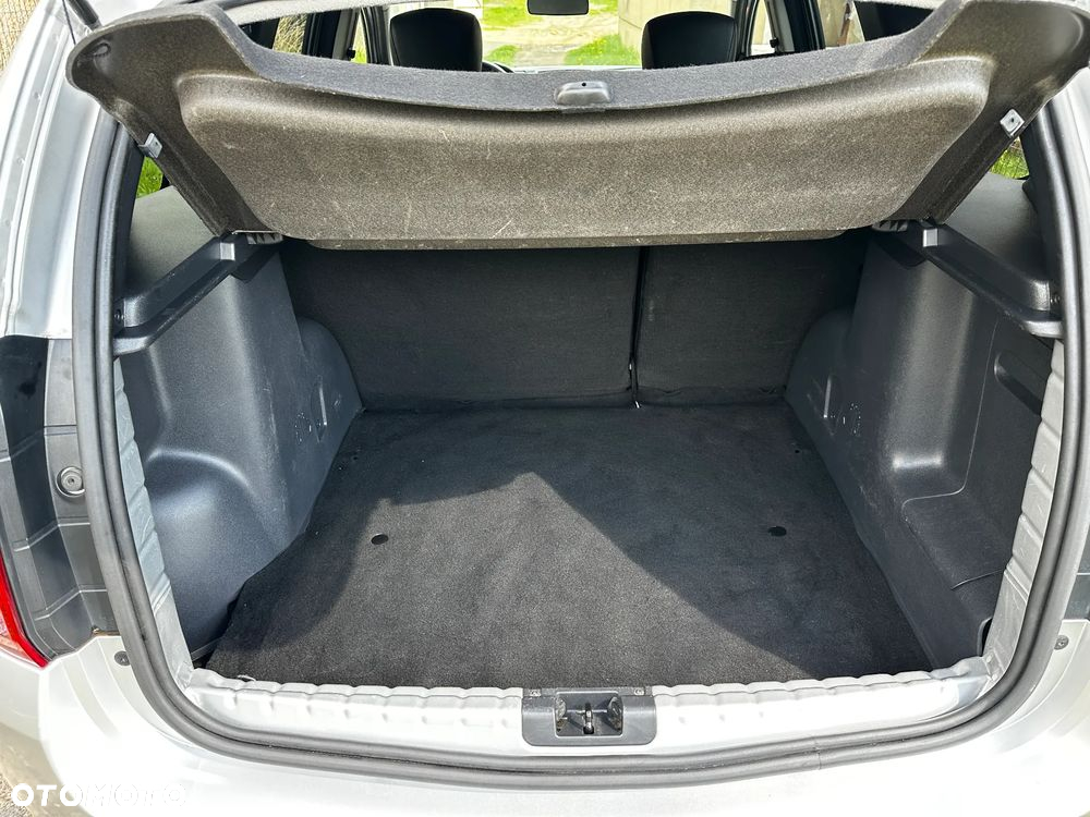 Dacia Duster 1.5 dCi Prestige S&S - 14