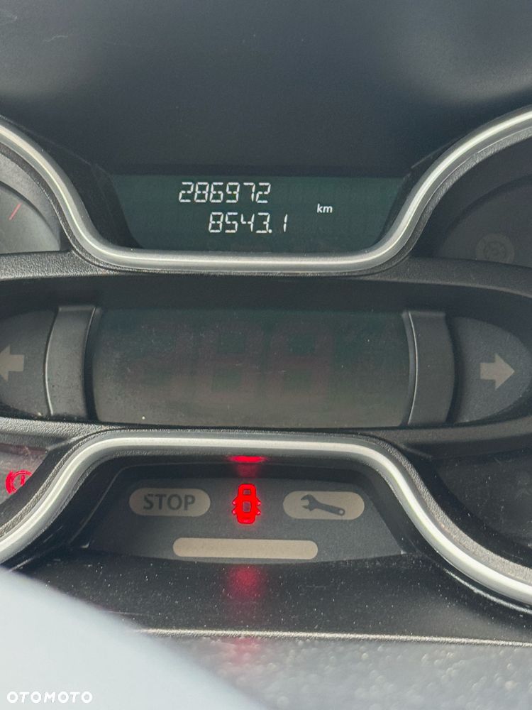 Renault Trafic - 10