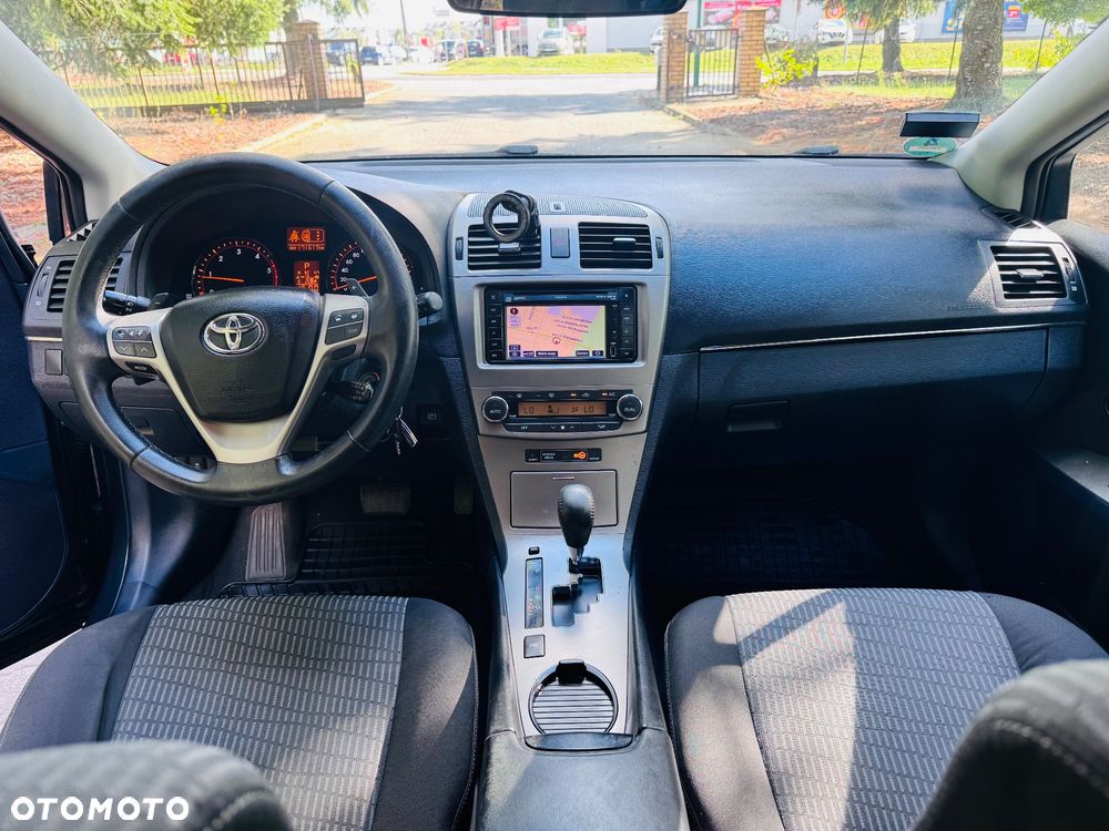Toyota Avensis 2.2 D-4D Premium - 18