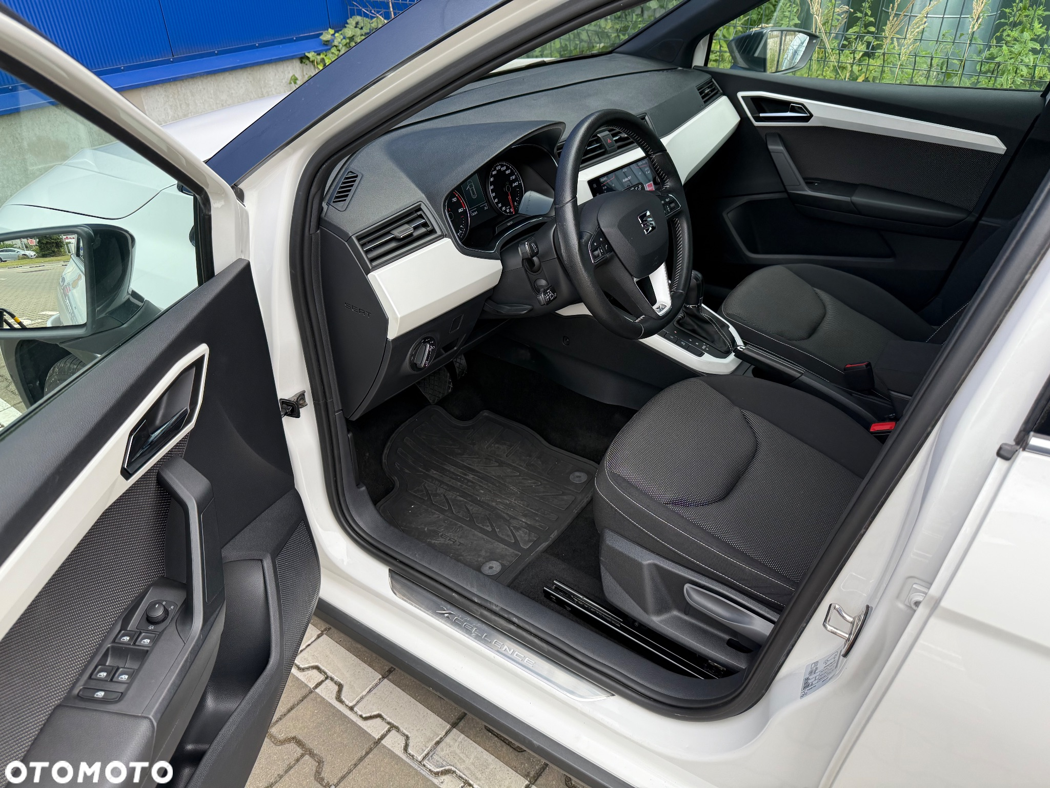 Seat Arona 1.0 Eco TSI DSG XCELLENCE - 9