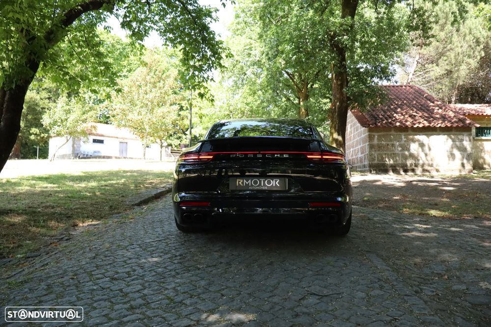 Porsche Panamera - 10