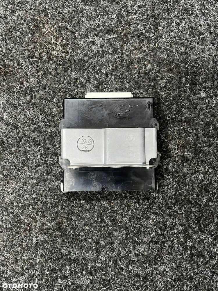 sterownik napędu toyota rav 4 III 8963042010 - 4