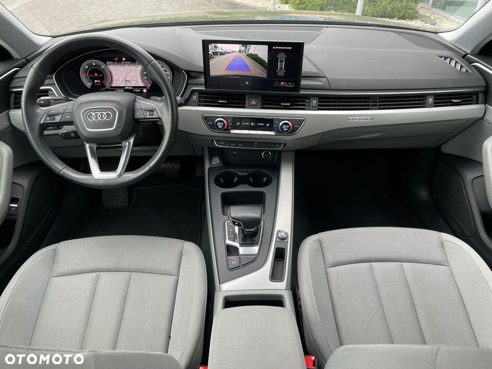 Audi A4 Limousine - 15