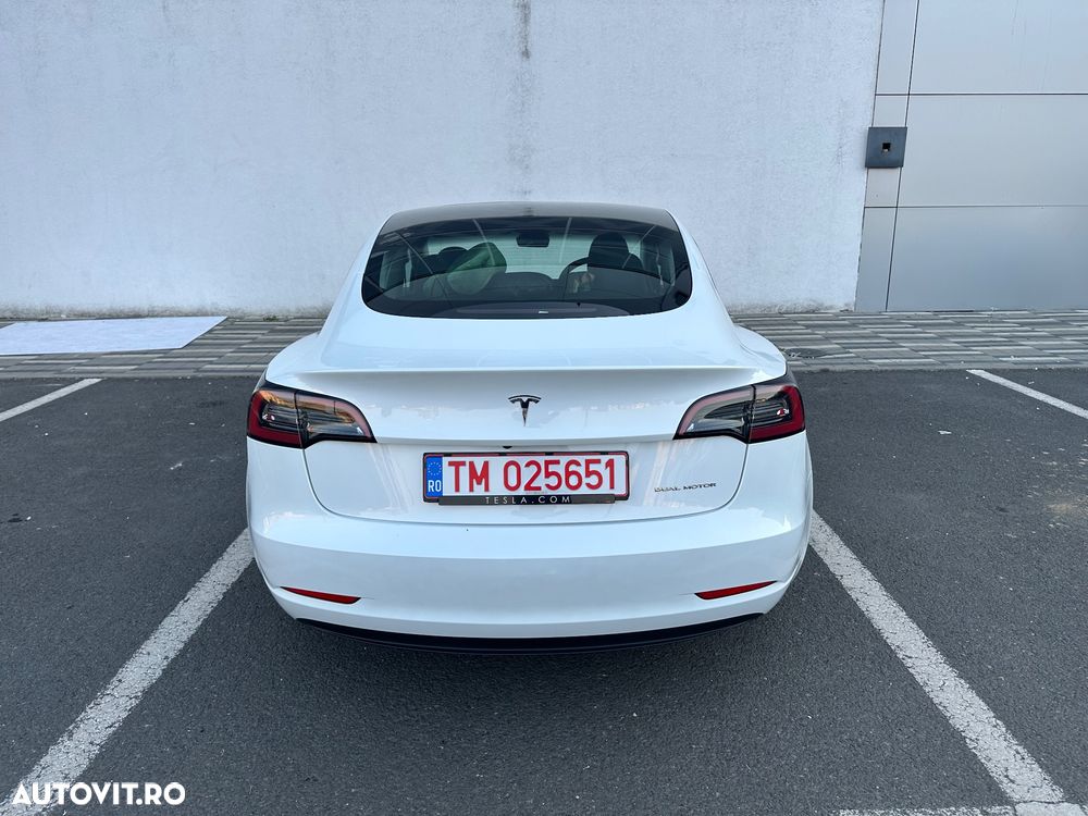 Tesla Model 3 Long Range AWD Premium - 7