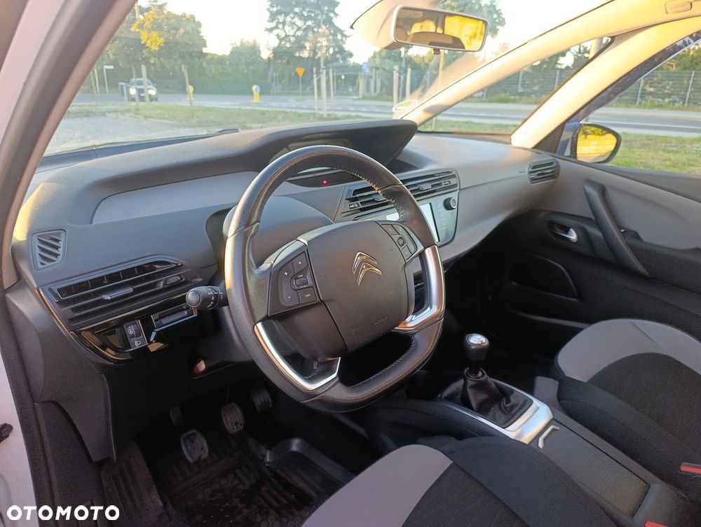 Citroën C4 Picasso - 10