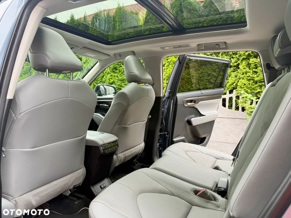 Toyota Highlander - 14