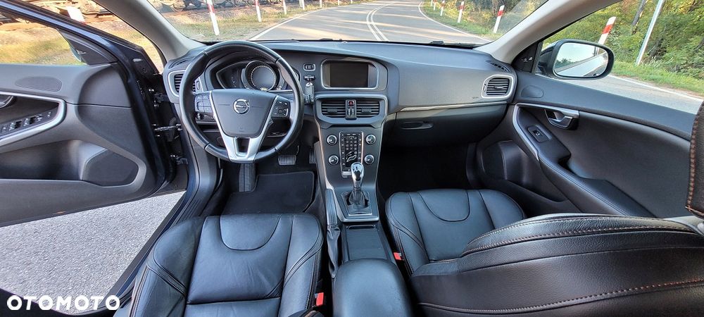 Volvo V40 - 8