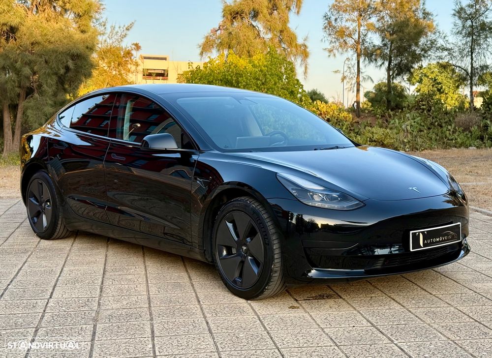 Tesla Model 3 Standard Range Plus RWD - 1
