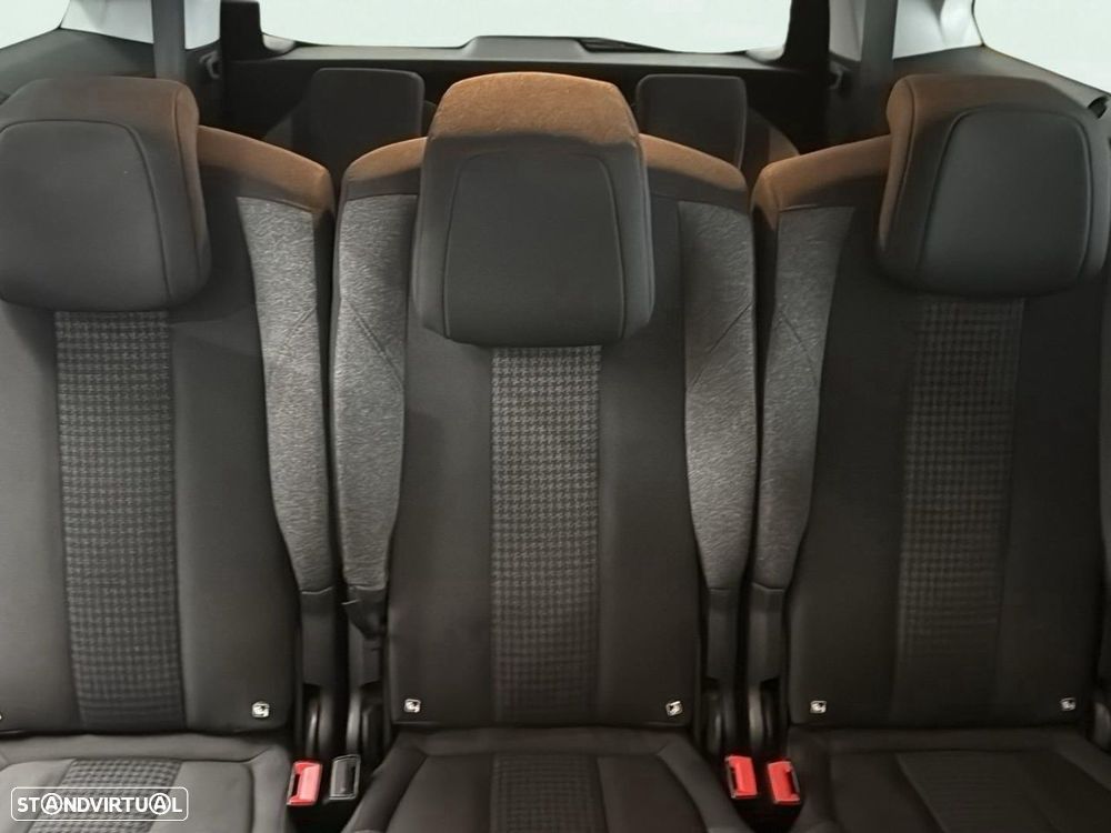 Peugeot 5008 1.5 BlueHDi Allure EAT8 - 15